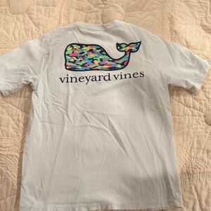Vineyard Vines Kids Tee with Multicolor Whale